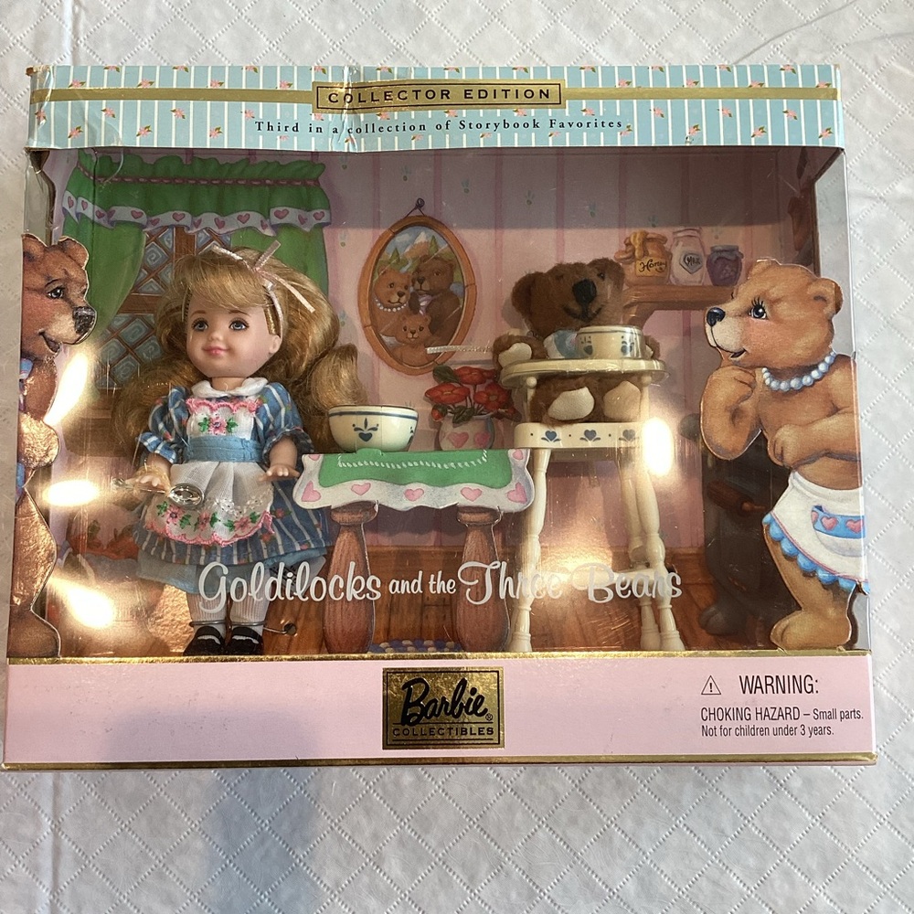 Barbie Collector’s Kelly Doll Set Goldilocks and the Three Bears NIB Storybook